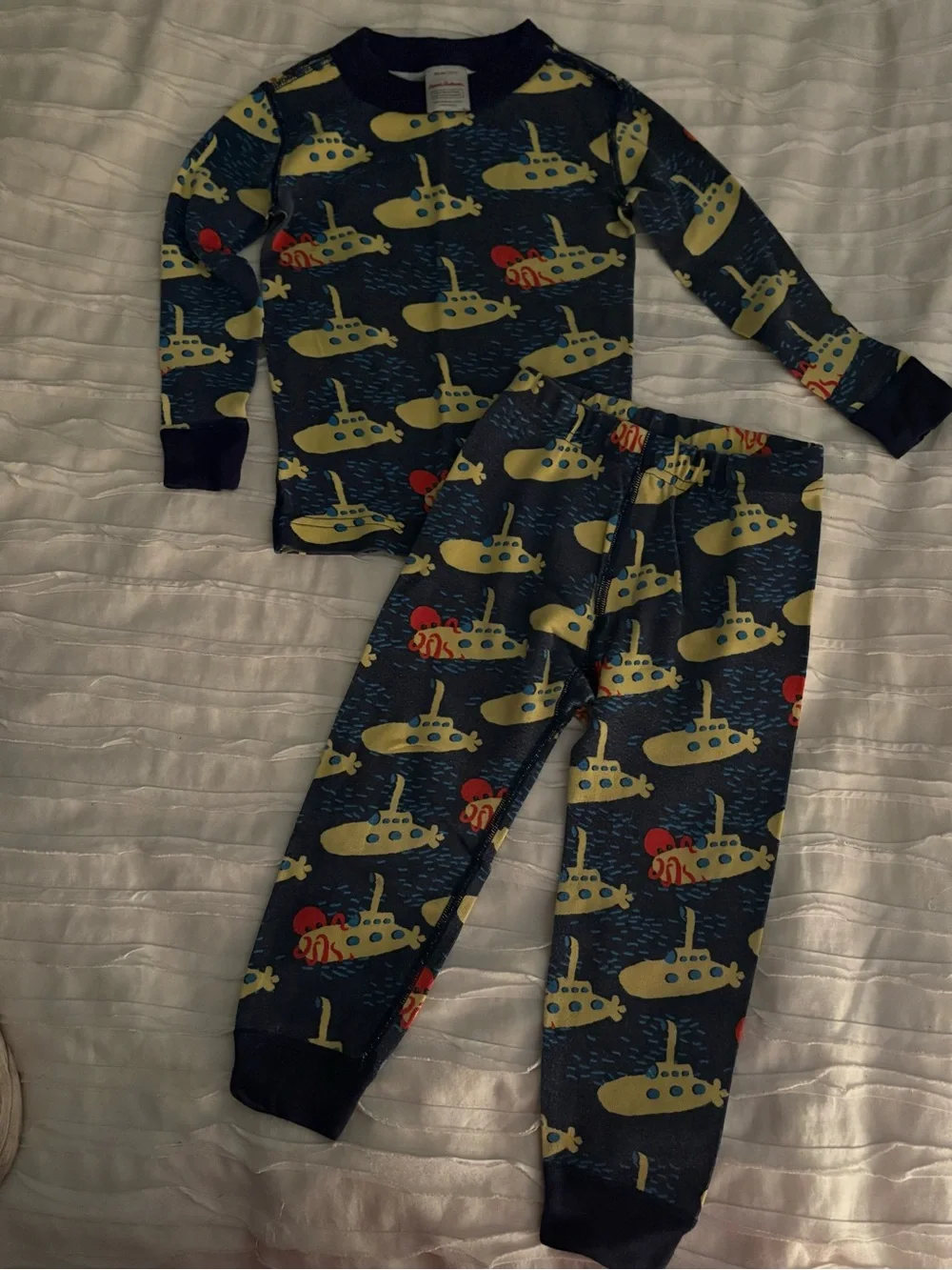 Hanna Andersson Navy Pajama Set with Yellow Submarines and Red Accents
